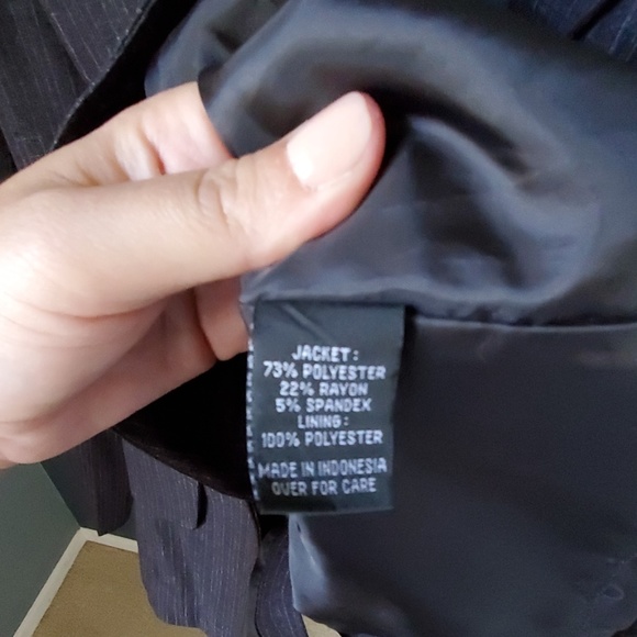 EUC BCX dark gray blazer - Picture 3 of 6